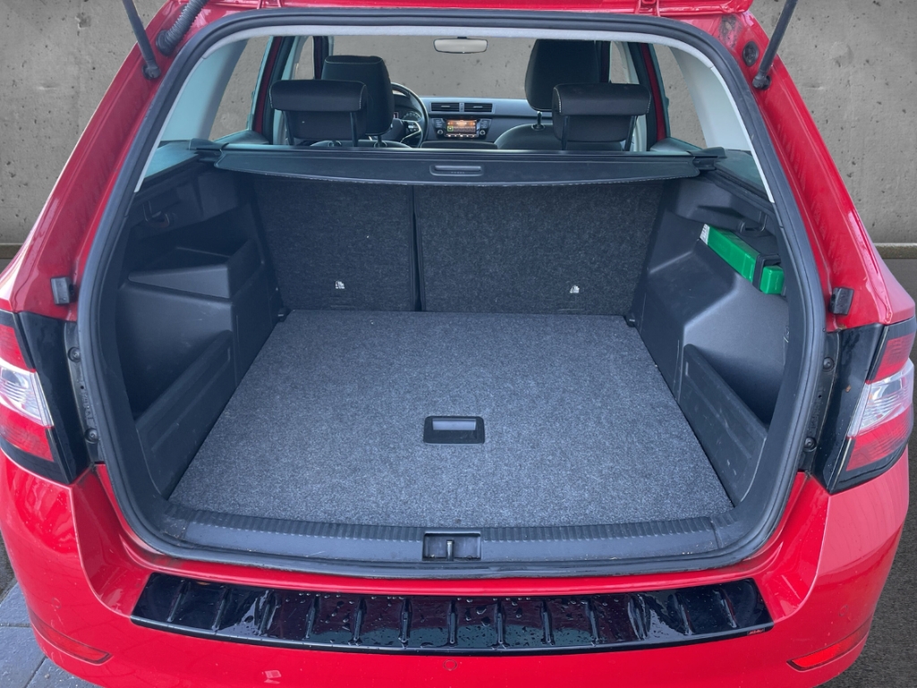 Fahrzeugabbildung SKODA Fabia Combi 1.0 TSI Ambition Klimaauto Temp SHZ