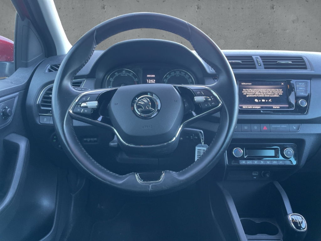 Fahrzeugabbildung SKODA Fabia Combi 1.0 TSI Ambition Klimaauto Temp SHZ