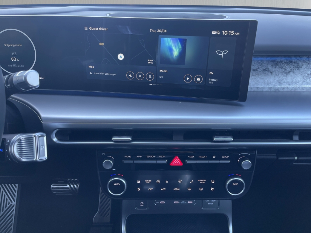 Fahrzeugabbildung Hyundai IONIQ 9 4WD 7-Sitzer MY26 110 kWh UNIQ HUD Niveau Navi Leder Digitales Cockpit Memory Sitze