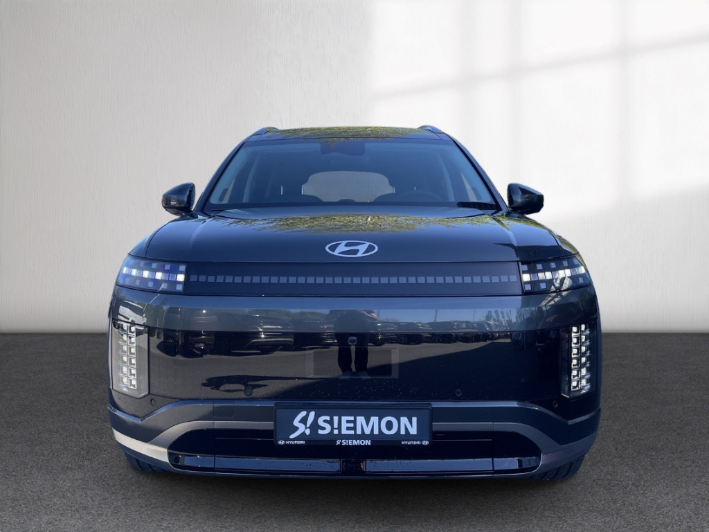Fahrzeugabbildung Hyundai IONIQ 9 4WD 7-Sitzer MY26 110 kWh UNIQ HUD Niveau Navi Leder Digitales Cockpit Memory Sitze