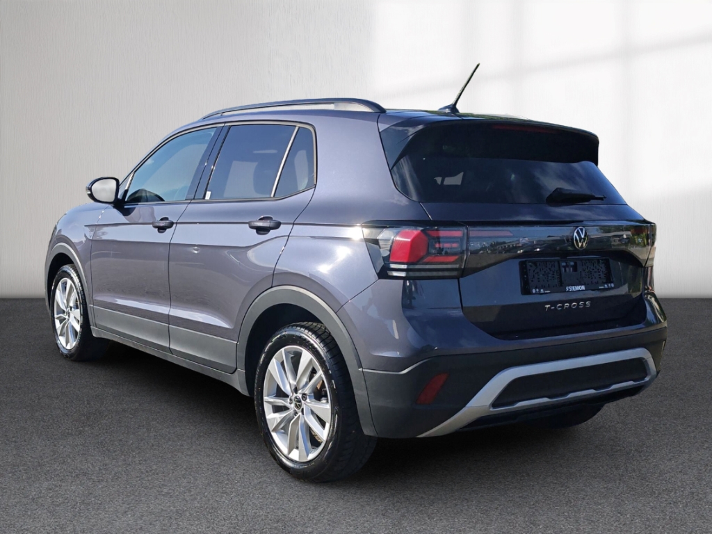 Fahrzeugabbildung Volkswagen T-Cross 1.0 TSI DSG Life LED IQ. Drive SHZ LM17