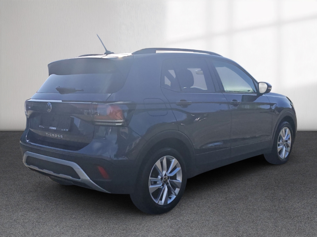 Fahrzeugabbildung Volkswagen T-Cross 1.0 TSI DSG Life LED IQ. Drive SHZ LM17