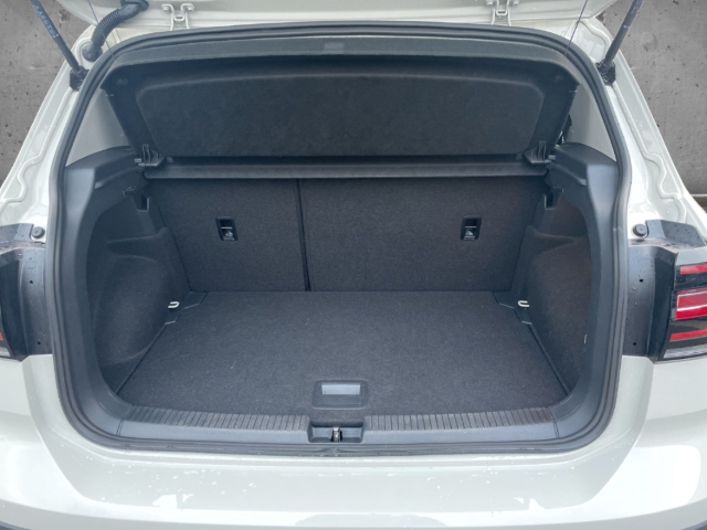 Fahrzeugabbildung Volkswagen T-Cross 1.0 TSI Move AHK PDC ACC AppConnect