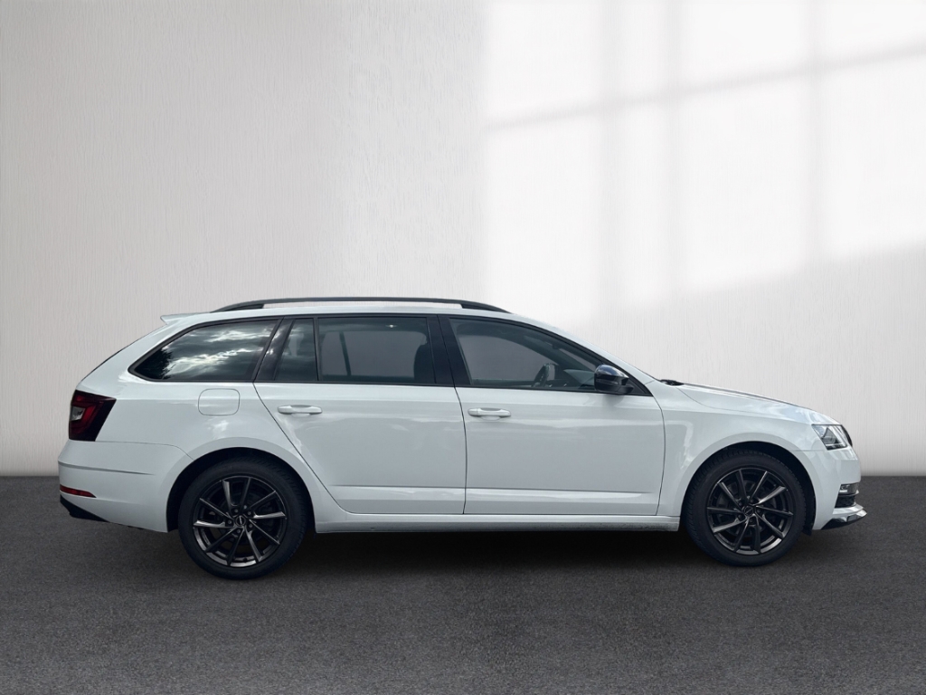 Fahrzeugabbildung SKODA Octavia Combi 2.0TSI DSG 4x4 Sport Edition Pano