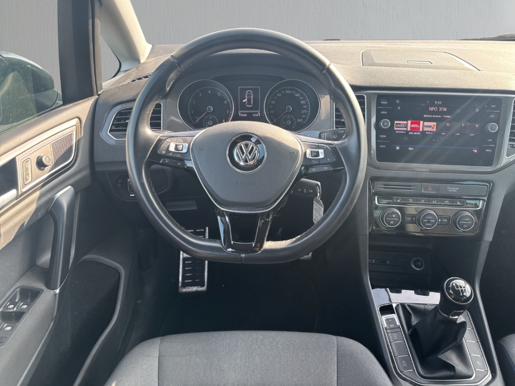 Fahrzeugabbildung Volkswagen Golf Sportsvan VII 1.0 TSI Apple CarPlay Temp