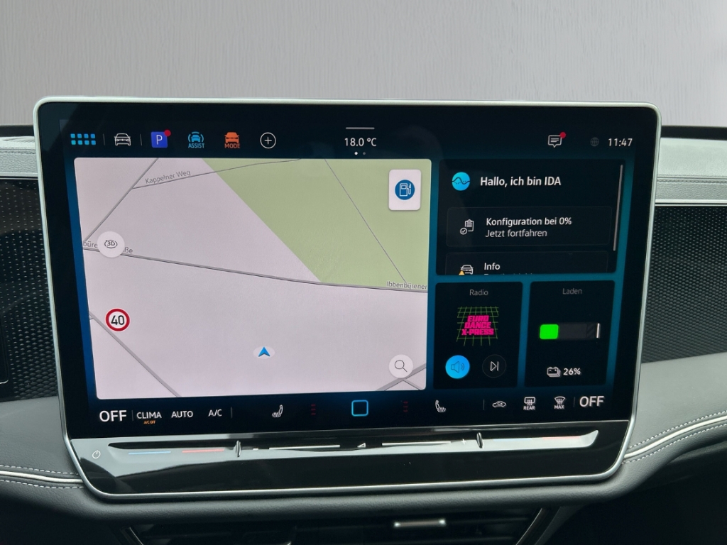 Fahrzeugabbildung Volkswagen Passat Variant 1.5 eHybrid DSG Business AHK NAVI