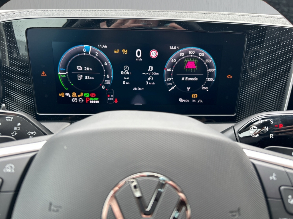 Fahrzeugabbildung Volkswagen Passat Variant 1.5 eHybrid DSG Business AHK NAVI