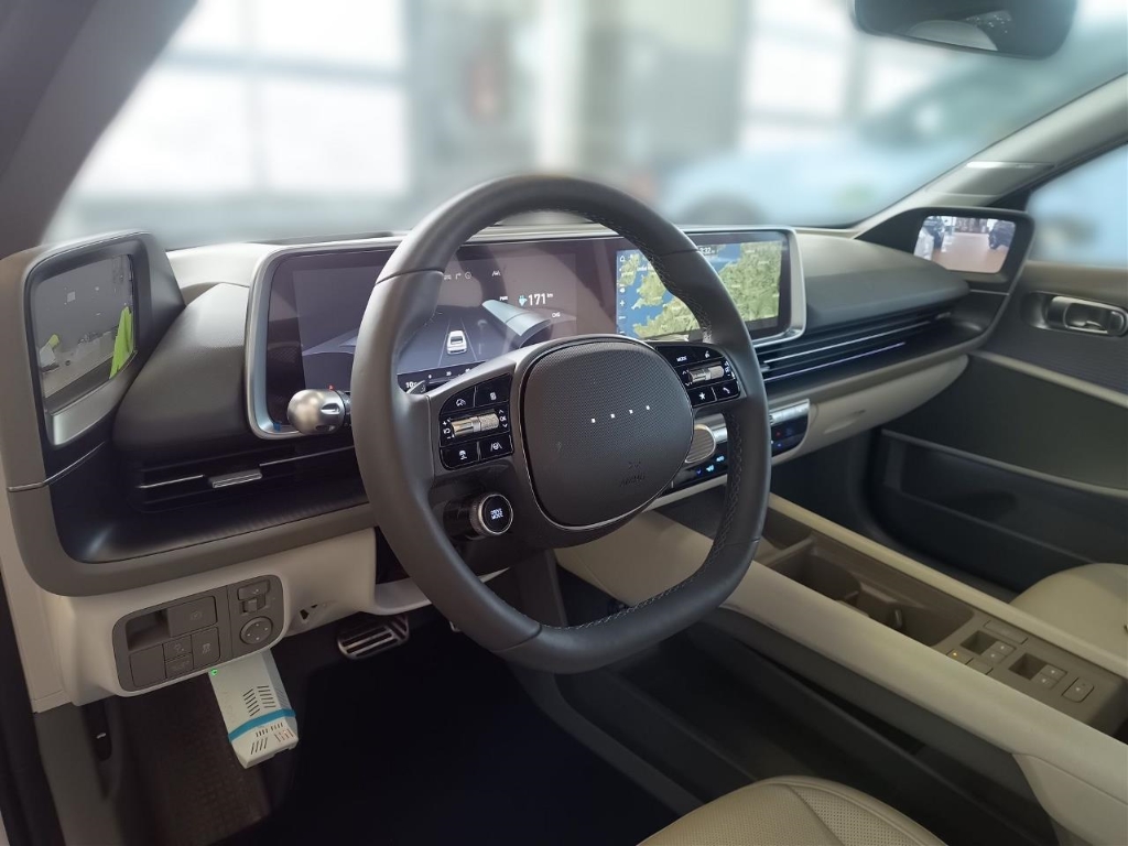 Fahrzeugabbildung Hyundai IONIQ 6 77,4kWh 4WD UNIQ Dig-Spiegel 20LM Schiebedach HUD Navi Digitales Cockpit Memory Sitze