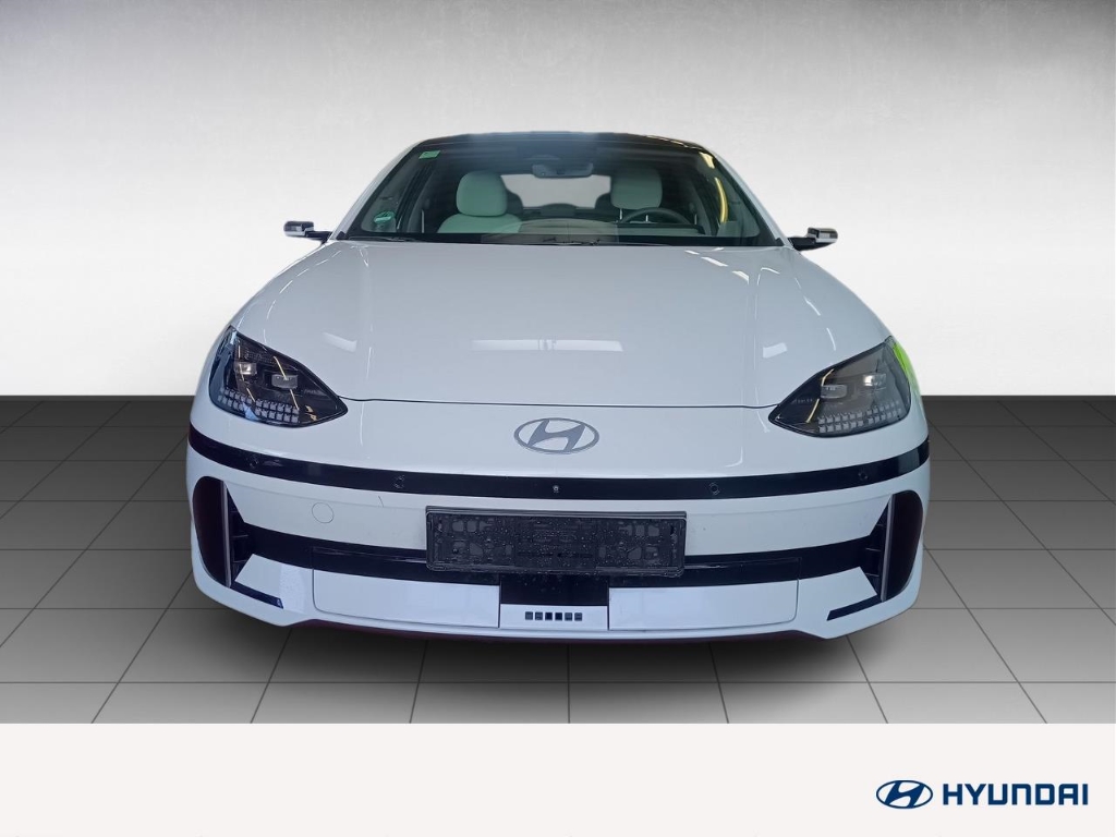 Fahrzeugabbildung Hyundai IONIQ 6 77,4kWh 4WD UNIQ Dig-Spiegel 20LM Schiebedach HUD Navi Digitales Cockpit Memory Sitze