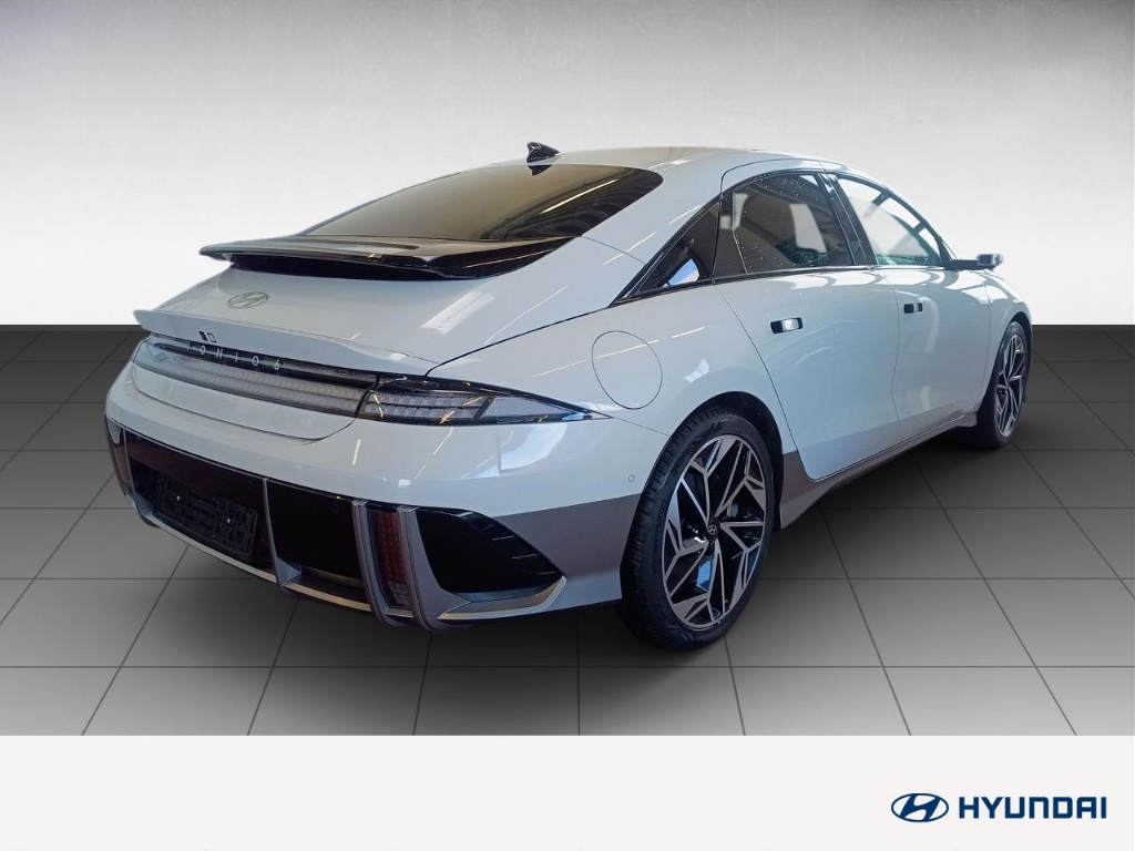 Fahrzeugabbildung Hyundai IONIQ 6 77,4kWh 4WD UNIQ Dig-Spiegel 20LM Schiebedach HUD Navi Digitales Cockpit Memory Sitze