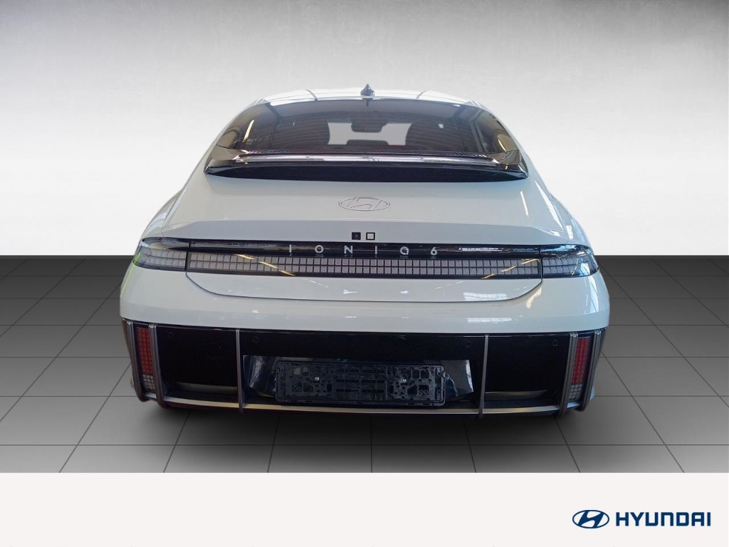 Fahrzeugabbildung Hyundai IONIQ 6 77,4kWh 4WD UNIQ Dig-Spiegel 20LM Schiebedach HUD Navi Digitales Cockpit Memory Sitze