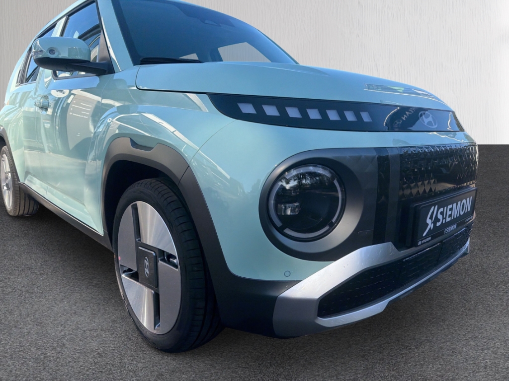 Fahrzeugabbildung Hyundai INSTER EV MY27 49kWh Lounge E-Komf-P. Navi Digitales Cockpit ACC Apple CarPlay