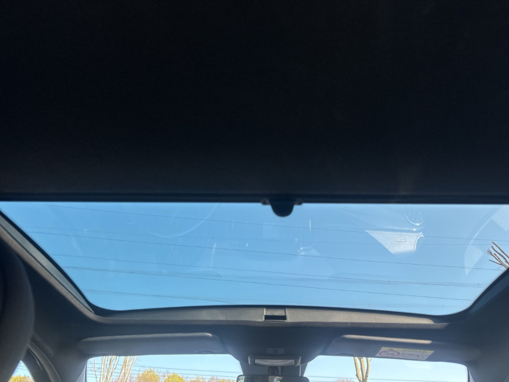 Fahrzeugabbildung Fiat 500 Lounge Berganfahrass. ESP Radio ABS