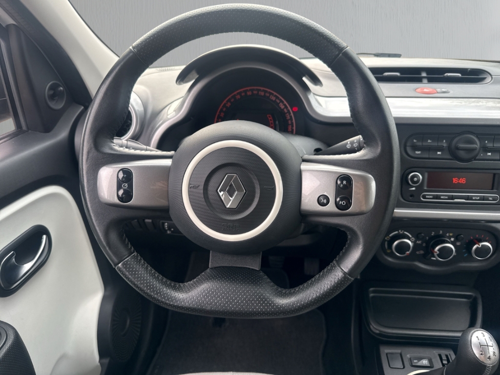 Fahrzeugabbildung Renault Twingo Limited Tempomat Radio ZV DAB GA Speedlimiter Klima