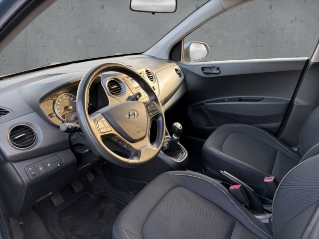 Fahrzeugabbildung Hyundai i10 1.0 Passion Bluetooth SHZ Klima