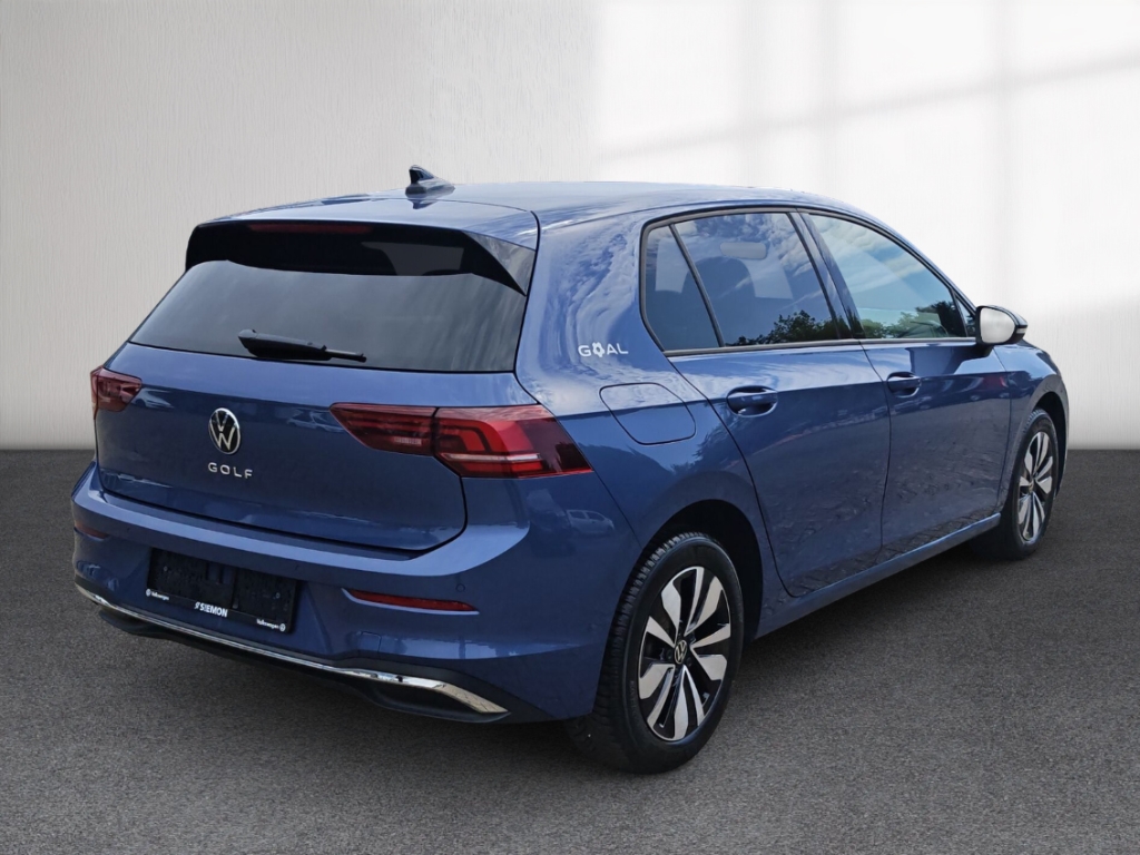 Fahrzeugabbildung Volkswagen Golf 1.5 TSI Life Goal AHK LED+ Navi ACC SHZ LHZ