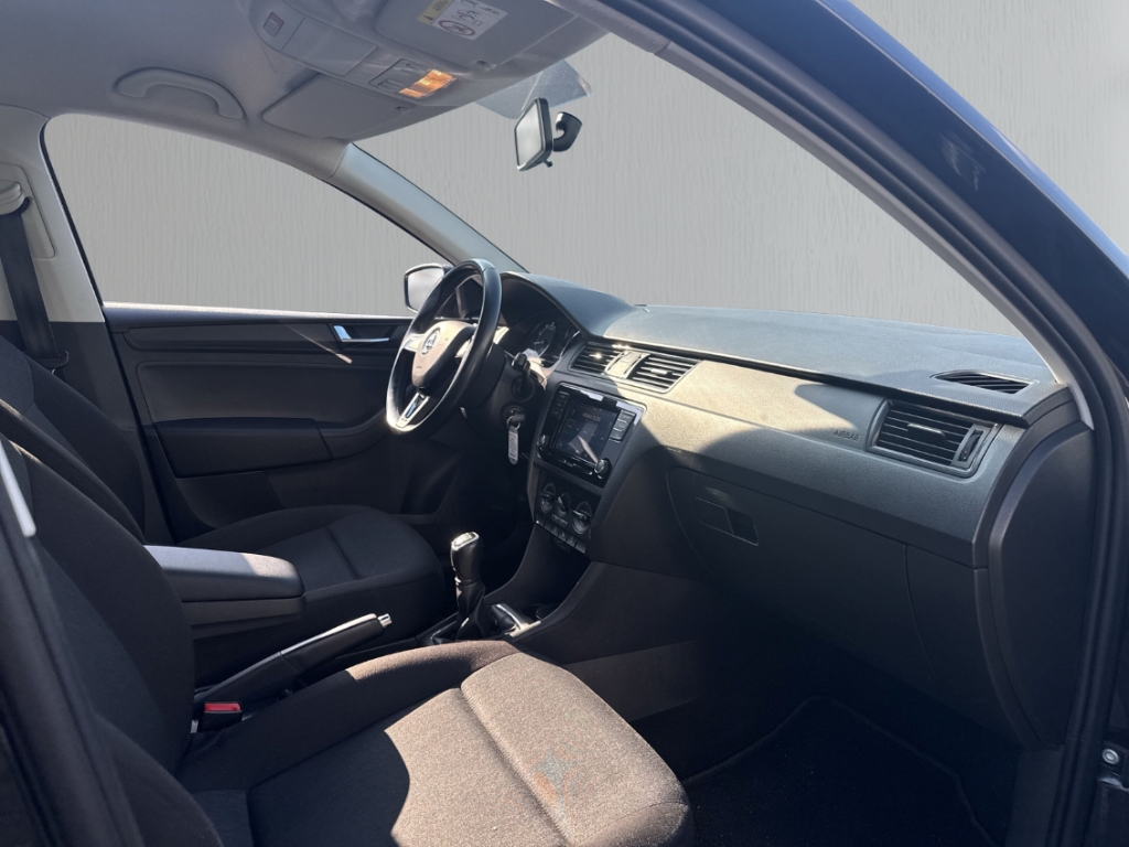 Fahrzeugabbildung SKODA Rapid Spaceback 1.0 TSI USB Klima Start-Stop
