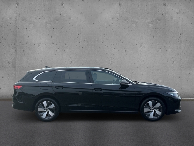 Fahrzeugabbildung Volkswagen Passat Variant TDI DSG Business AHK Nav 360° LHZ