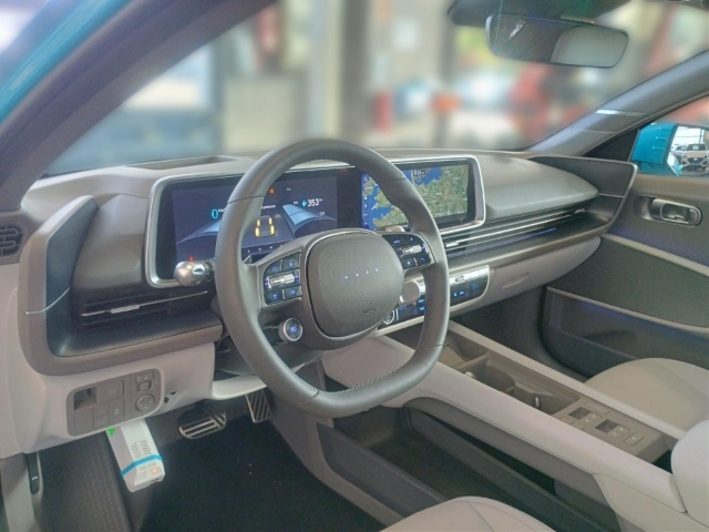 Fahrzeugabbildung Hyundai IONIQ 6 77,4kWh 4WD UNIQ HUD Navi Digitales Cockpit Memory Sitze Soundsystem Bose