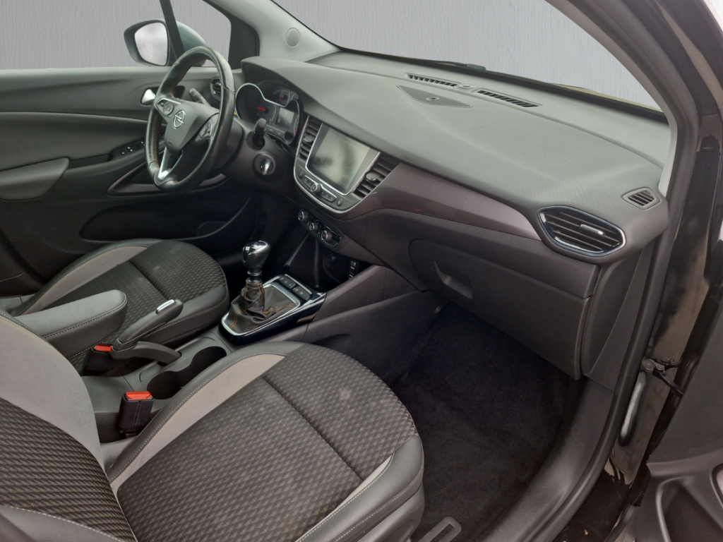 Fahrzeugabbildung Opel Crossland 1.2 Turbo Innovation AHK Navi SHZ GRA PDC Klimaauto