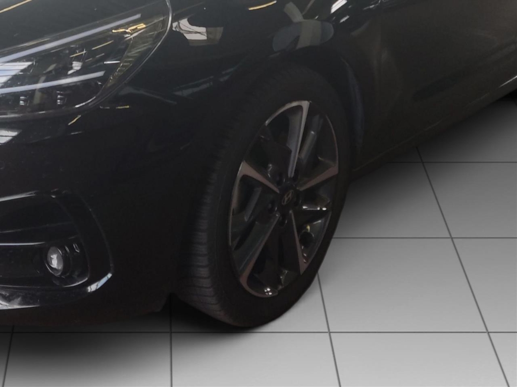 Fahrzeugabbildung Hyundai i30 FL 5trg 1.0 T-GDI DCT Advantage Navi Digitales Cockpit LED Apple CarPlay Android Auto