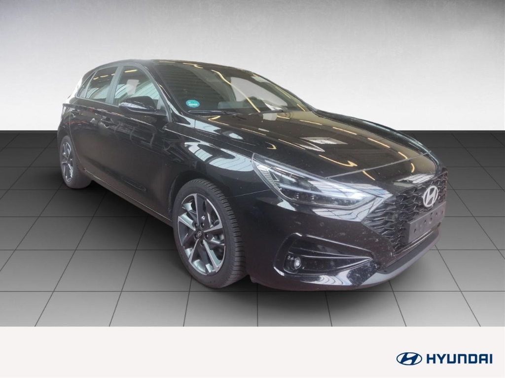 Fahrzeugabbildung Hyundai i30 FL 5trg 1.0 T-GDI DCT Advantage Navi Digitales Cockpit LED Apple CarPlay Android Auto