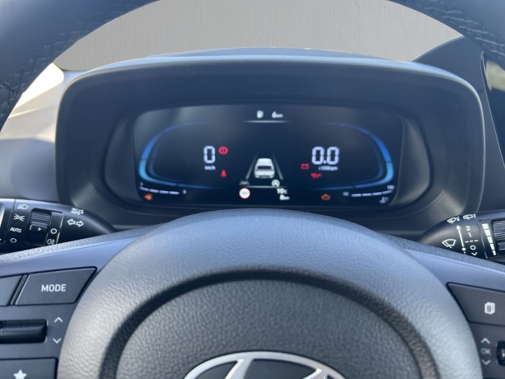 Fahrzeugabbildung Hyundai BAYON 1.0 T-Gdi Select MJ26 DAB Navi Kamera CarPlay PDC DigiCockpit