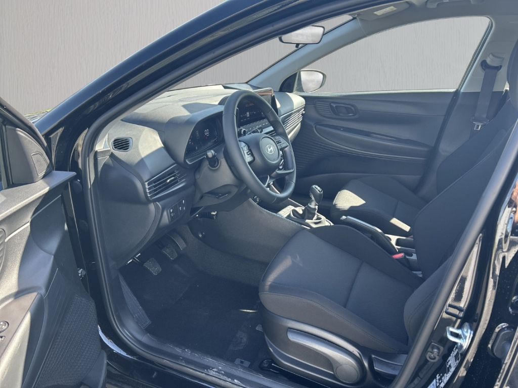 Fahrzeugabbildung Hyundai BAYON 1.0 T-Gdi Select MJ26 DAB Navi Kamera CarPlay PDC DigiCockpit