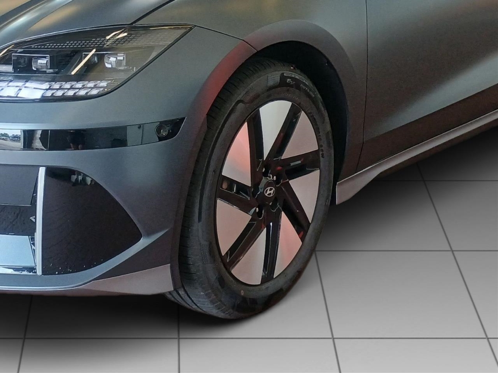 Fahrzeugabbildung Hyundai IONIQ 6 77,4kWh 4WD UNIQ Digi-Spiegel HUD Navi Digitales Cockpit Memory Sitze Soundsystem Bose