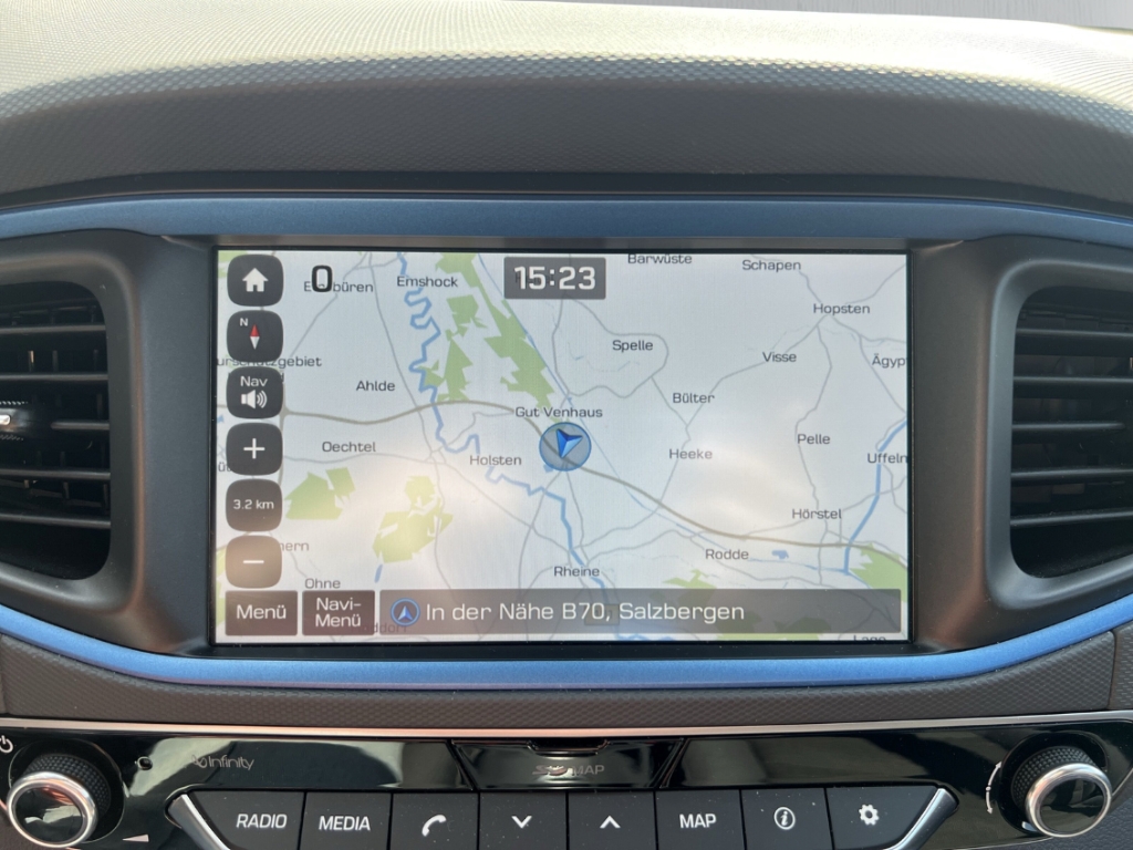 Fahrzeugabbildung Hyundai IONIQ Hybrid Style DAB SHZ LenkradHZG