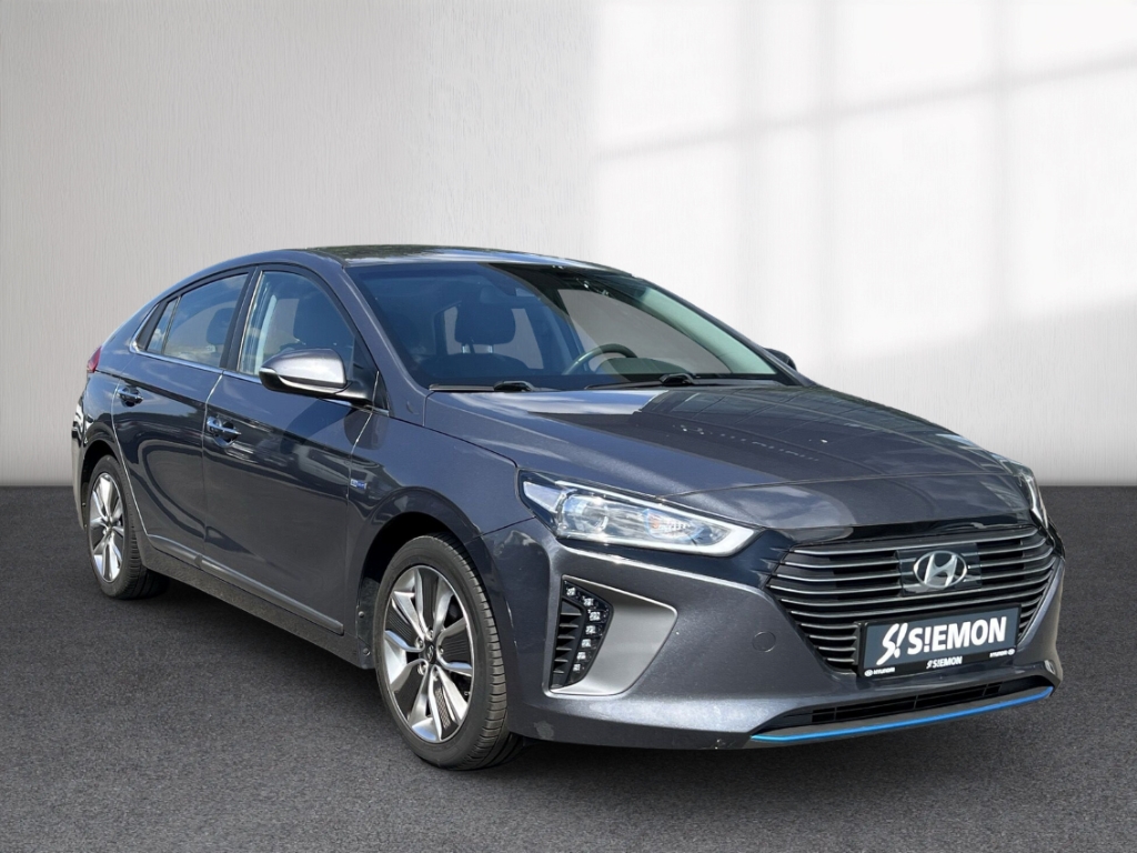 Fahrzeugabbildung Hyundai IONIQ Hybrid Style DAB SHZ LenkradHZG