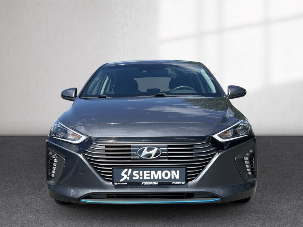 Fahrzeugabbildung Hyundai IONIQ Hybrid Style DAB SHZ LenkradHZG