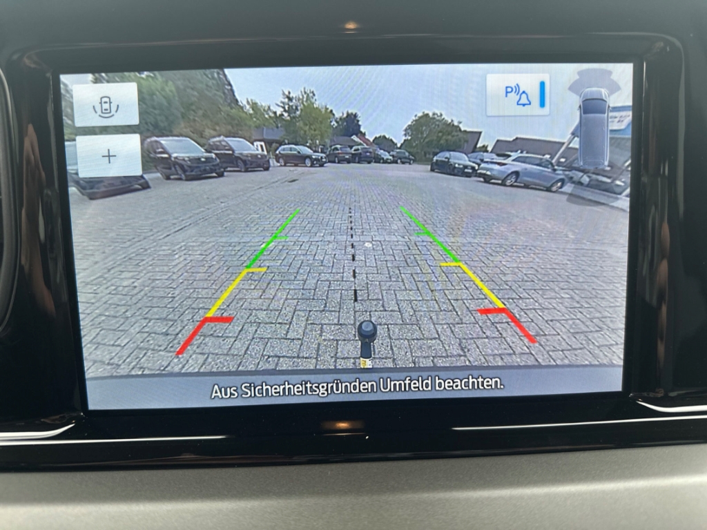 Fahrzeugabbildung Ford Tourneo Courier Titanium AHK AAC LM17 Winterpak. LED TFL