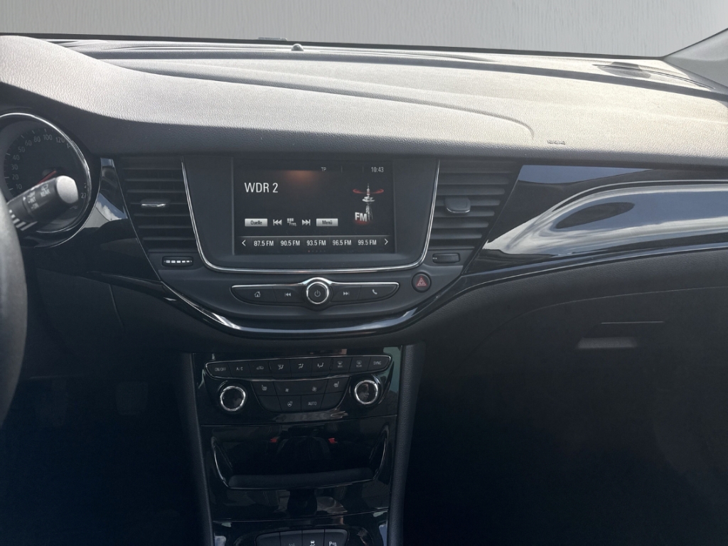 Fahrzeugabbildung Opel Astra 1.4 Turbo Active Temp Klima Freisprech
