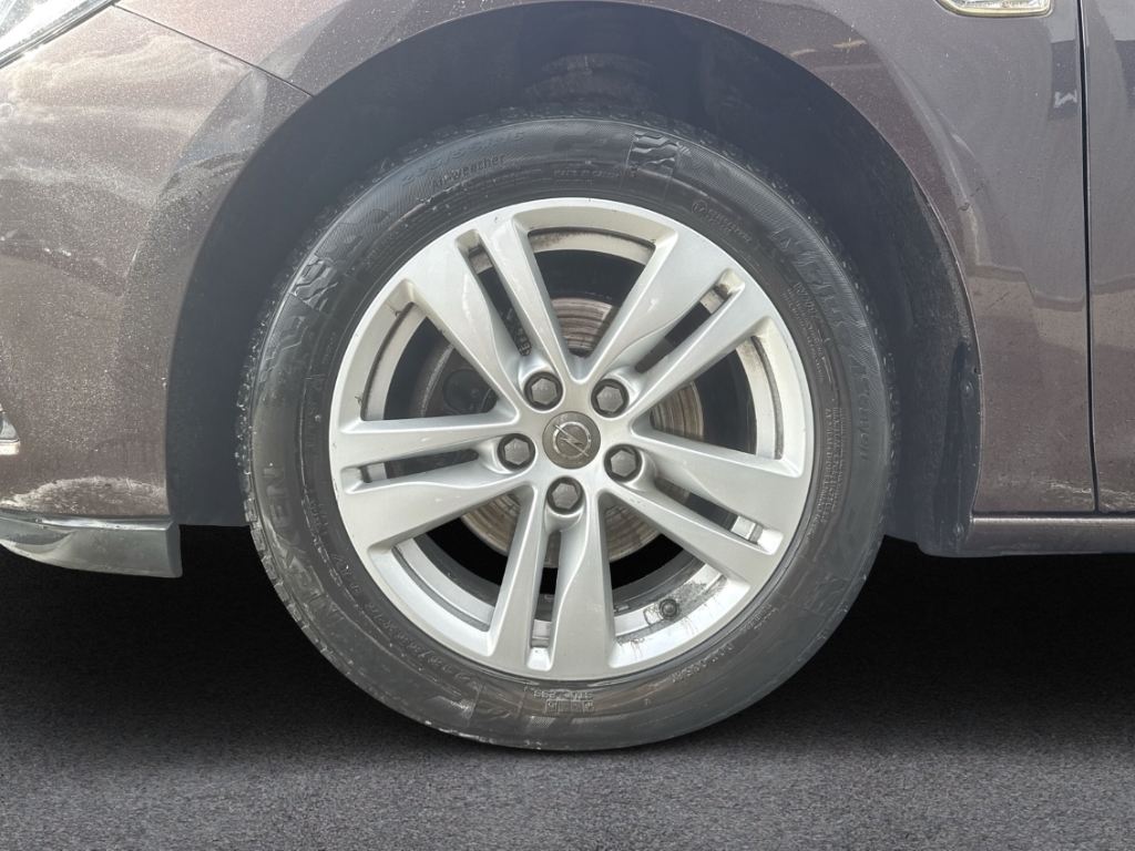 Fahrzeugabbildung Opel Astra 1.4 Turbo Active Temp Klima Freisprech