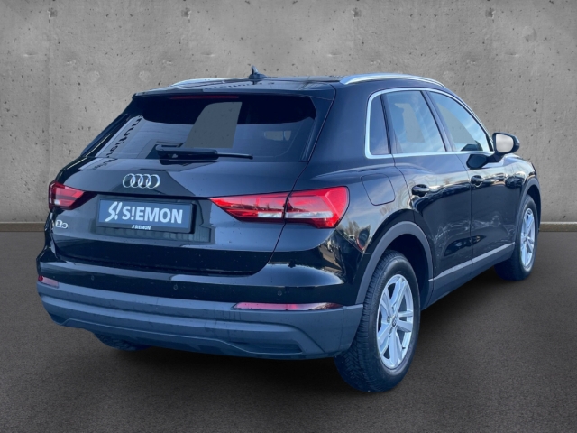 Fahrzeugabbildung Audi Q3 35 TFSI S-tronic ACC AHK NAVI SHZ KLIMA MMI