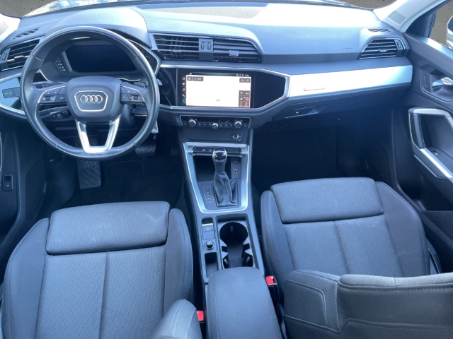 Fahrzeugabbildung Audi Q3 35 TFSI S-tronic ACC AHK NAVI SHZ KLIMA MMI