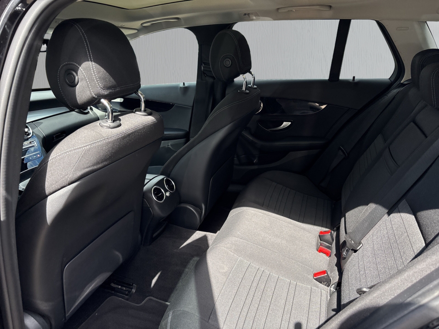 Fahrzeugabbildung Mercedes-Benz C 200 T-Modell 160PS d PDC RFK Navi Klima