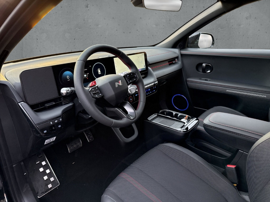 Fahrzeugabbildung Hyundai IONIQ 5 FL MY26 84kWh 2WD N-Line Matrix Navi Digitales Cockpit LED ACC El. Heckklappe