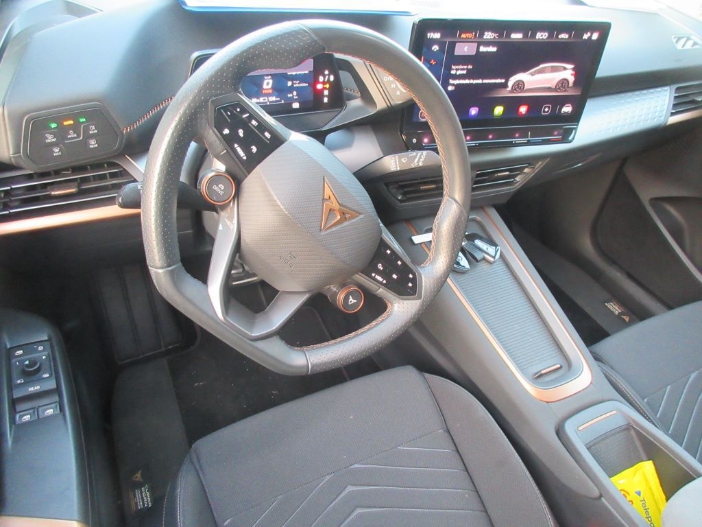 Fahrzeugabbildung CUPRA Born 170 kW eBoost Wärmepumpe NAVI LED Klima R-Kam Fron Digitales Cockpit 360 Kamera