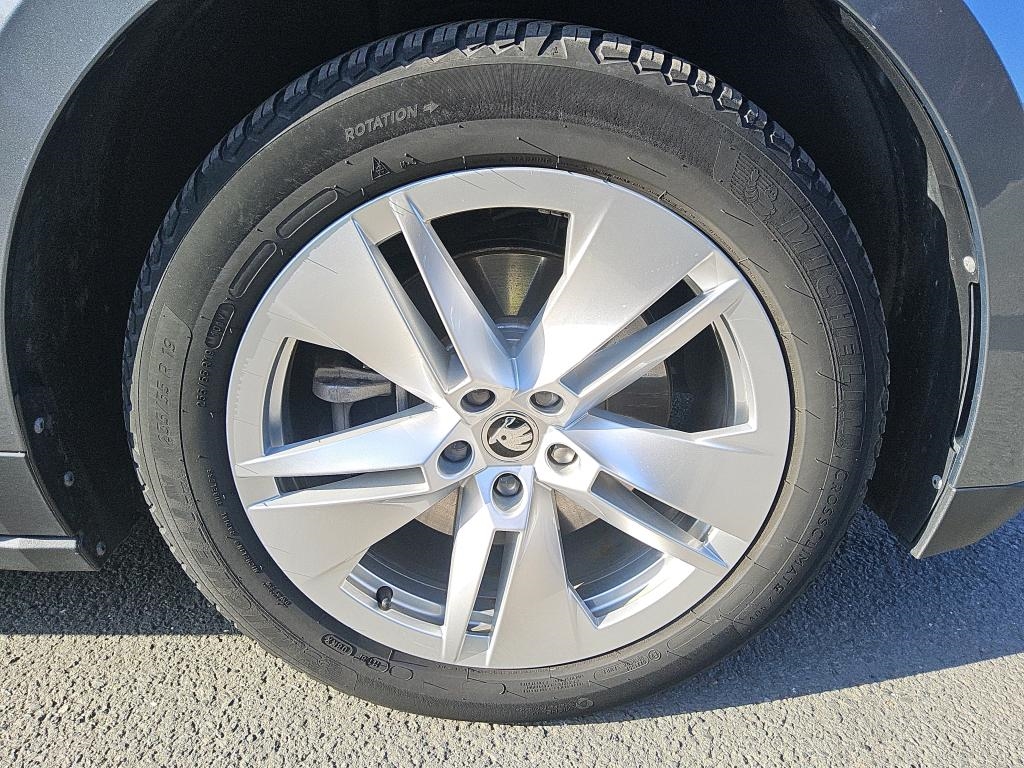 Fahrzeugabbildung SKODA Enyaq iV 50 Loft Nav ACC SHZ LHZ Kam Kessy Alarm