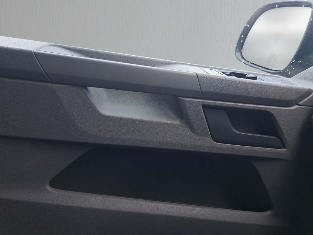 Fahrzeugabbildung Volkswagen Caddy Cargo 2.0 Navi AHK Temp Klima Start-Stop