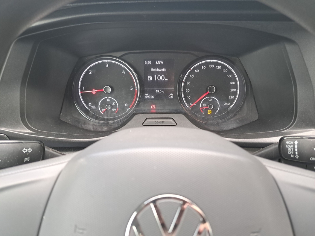 Fahrzeugabbildung Volkswagen Caddy Cargo 2.0 Navi AHK Temp Klima Start-Stop
