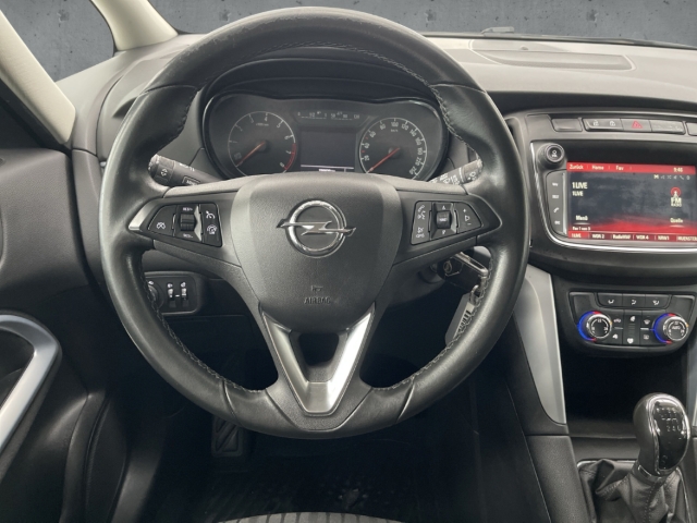 Fahrzeugabbildung Opel Zafira 1.4 Ecotec Temp Klima LED-Tagfahrlicht BT