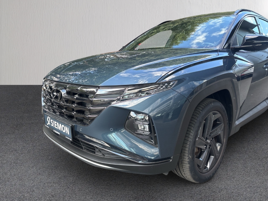Fahrzeugabbildung Hyundai TUCSON 1.6 T-GDi MT 2WD ADVANTAGE Dachlackierung Navi Digitales Cockpit Soundsystem