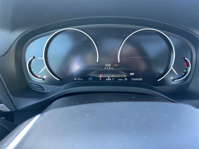 Fahrzeugabbildung BMW X3 20 d Advantage xDrive PANO NAV LEDER KLIM APP