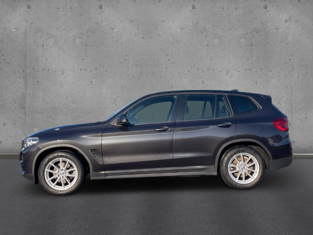 Fahrzeugabbildung BMW X3 20 d Advantage xDrive PANO NAV LEDER KLIM APP