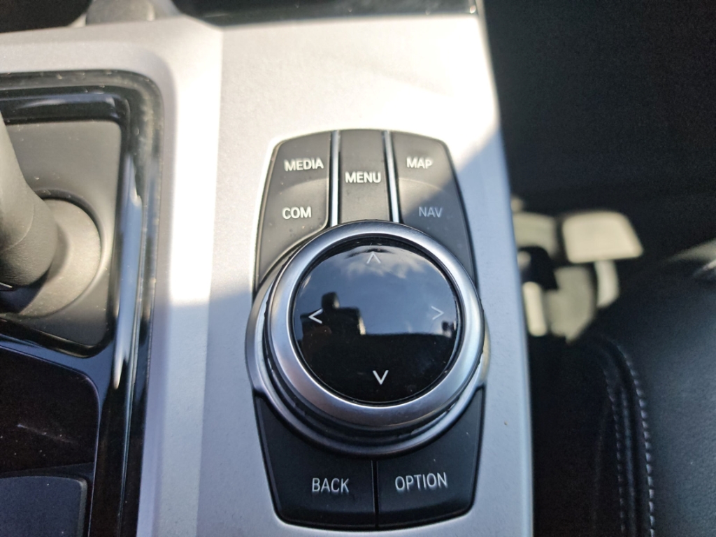 Fahrzeugabbildung BMW X3 20d xDrive Advantage PANO NAV LEDER KLIM APP