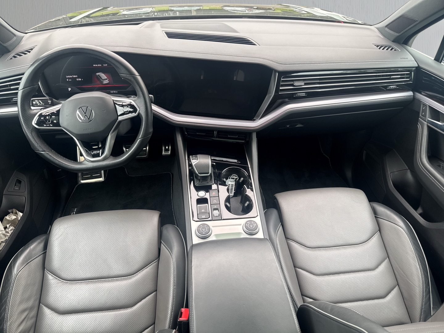 Fahrzeugabbildung Volkswagen Touareg 4Motion V6 3.0 TDI R-Line ACC PDCv+h SHZ Temp