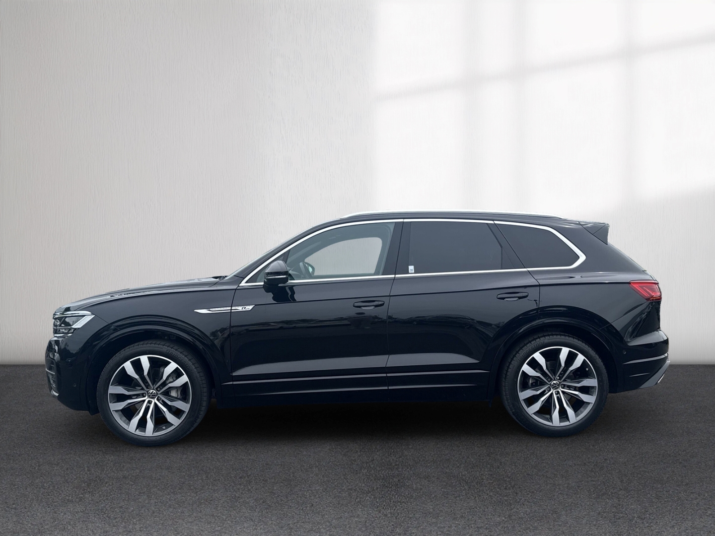 Fahrzeugabbildung Volkswagen Touareg 4Motion V6 3.0 TDI R-Line ACC PDCv+h SHZ Temp